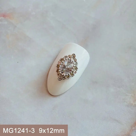 10pcs Xmas Christmas Tree Rotating Snowflakes Zircon Nail Art Manicure Nails Accessories DIY Nail Decorations Supplies Charms