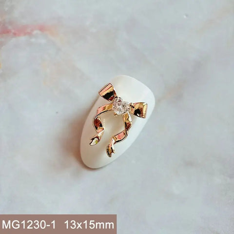 10pcs Xmas Christmas Tree Rotating Snowflakes Zircon Nail Art Manicure Nails Accessories DIY Nail Decorations Supplies Charms