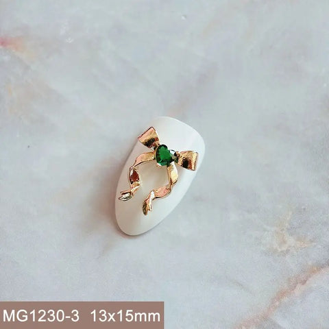 10pcs Xmas Christmas Tree Rotating Snowflakes Zircon Nail Art Manicure Nails Accessories DIY Nail Decorations Supplies Charms